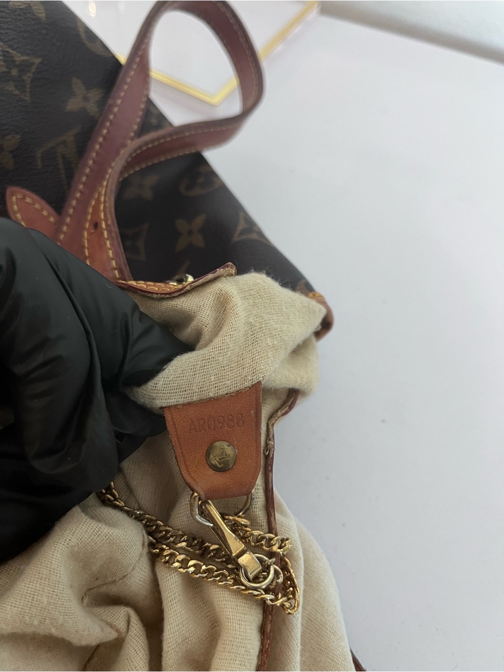LOUIS VUITTON MONOGRAM PM BUCKET BAG - Picture 8 of 14